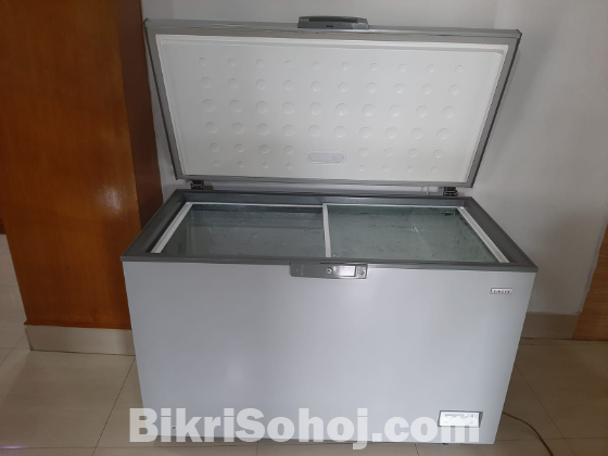 Singer Deep Fridge 380LTR